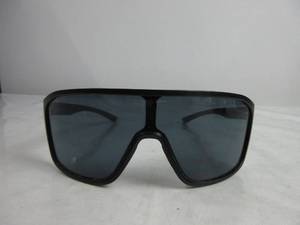 lot 18 image: SMITH Boomtown Sunglasses  Shield Lens Performance Sports Active Sunglasses for Biking, Running, Fishing & More  For Men & Women  Matte Black  Black ChromaPop Lens USED, HAS SOME SCRATCHES