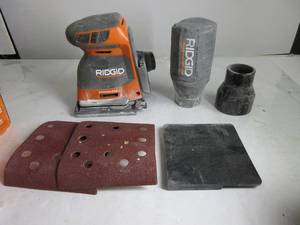 lot 47 image: 18-Volt OCTANE Cordless Brushless 3-Speed 14 Sheet Sander USED, DUSTY, TESTED, WORKS