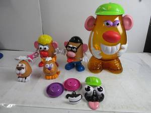 lot 56 image: Playskool Mr. Potato Head Super Spud WITH PIECES SHOWN, USED