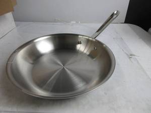 lot 73 image: All-Clad Stainless 10 Fry Pan SCRATCHES, NEW