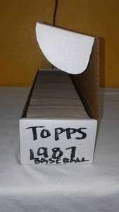 lot 313 image: NBL Topps 1987  Baseball Trading Collector Cards.