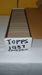 lot 351 image: Topps 1987 Baseball cards.