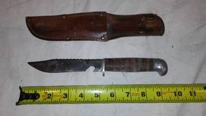 lot 387 image: Hunting knife.
