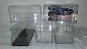 lot 392 image: Display Cases (5).