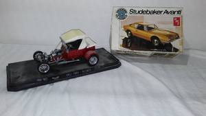 lot 394 image: Amt Modern Classics - 125 - Studebaker Avant I - #T413 - New