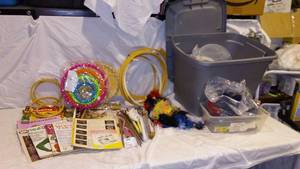 lot 950 image: Crochet and knitting Needles, Books and More in covered tote.
