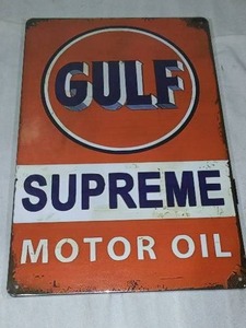 lot 434 image: Gulf Motor Oil Metal Sign.