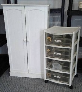lot 457 image: Storage Cabinet and Rubbermaid 4 Drawer Storage.
