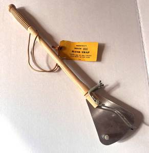 lot 75 image: Melco Brownells Hand Trap Thrower