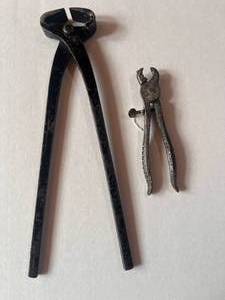 lot 78 image: Two Vintage Tools Original Ender Nipper and De Neui Fencing Pliers