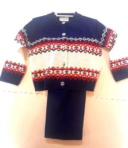 lot 88 image: Adorable Never Worn  Vintage Baby Sweater Outfit Blue and Red