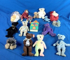Lot of Beanie Babies and Other Items