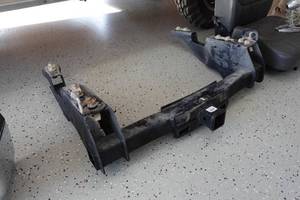 lot 27 image: 2021 Ford F-250 Receiver Hitch