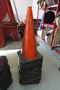 lot 31 image: 13 Traffic Control Cones