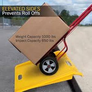 Stalwart Portable High-Density Curb Ramp with 1000 lbs. Weight Capacity    Customer Returns See Pictures