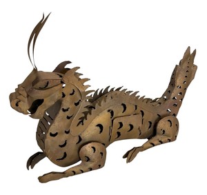 lot 61 image: Indonesian Metal Dragon Decorative Figurine