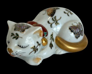 lot 163 image: Takahashi Cat Figurine