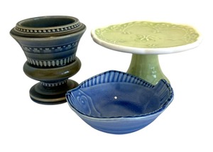 lot 176 image: Petite Pedestal Plate, Fish Dish and Vase