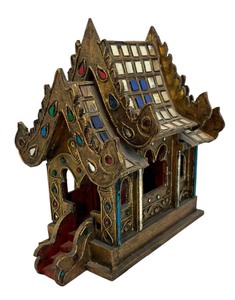 lot 179 image: Vintage Thai Spirit House