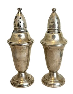 lot 272 image: Weighted Vintage Sterling Silver Salt and Pepper Shakers