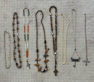 lot 325 image: Variety of Costume Necklaces and Rosary