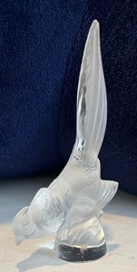 lot 24A image: Lalique Crystal Pheasant Figurine