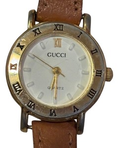 lot 27A image: Gucci Watch