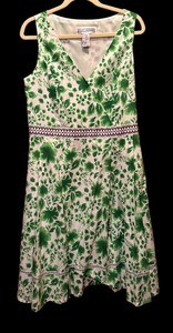 lot 359 image: Jessica Howard Spring Dress