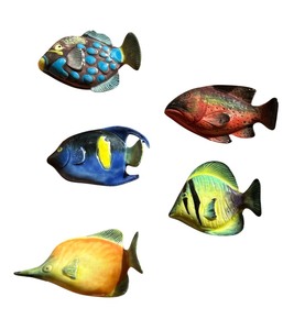 lot 301A image: Petite Assorted Porcelain Tropical Fish