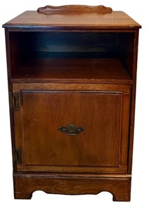 lot 210 image: Petite Vintage Wooden Side Table