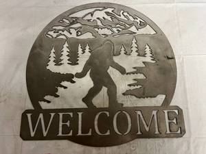 lot 45 image: Welcome Laser Cut Metal Sign