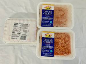 lot 140 image: E.3x 1lb pkg Extra Lean Ground Chicken