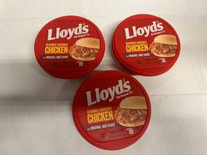 lot 461 image: EE. 3x 16oz Lloyds Seasoned Shredded Chicken in BBQ Sauce