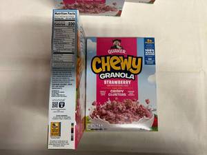 lot 264 image: SSS. 5x 13.6oz Chewy Granola Strawberry Crispy Clusters