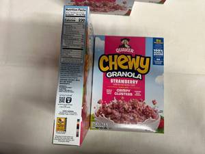 lot 265 image: SSS. 5x 13.6oz Chewy Granola Strawberry Crispy Clusters