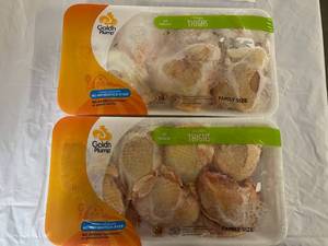 lot 341 image: C. 6lbs Goldn Plump Chicken Thighs