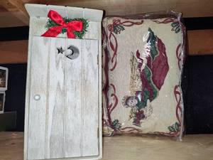lot 420 image: Santas Outhouse  Holiday Accent Pillows