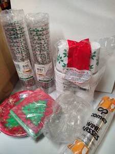 lot 430 image: Lot of Holiday CupsParty Supplies