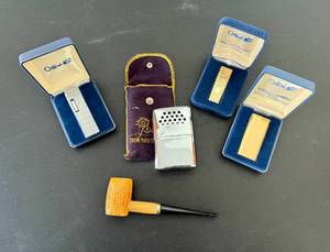 lot 226 image: Lot of Vintage COLOBRI Lighters & Pipe