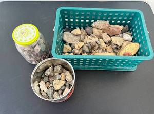 lot 221 image: Rock Collection