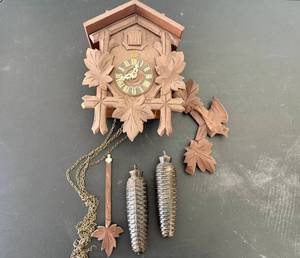 lot 220 image: Cuckoo Clock