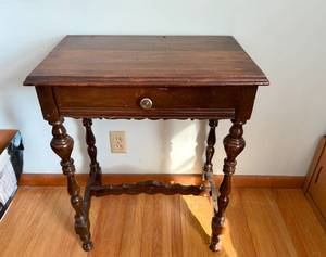 lot 211 image: Antique Wood Side Table
