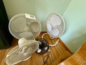 lot 207 image: Assorted Lot of Fans