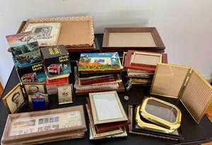 lot 227 image: Large Lot of Assorted Picture Frames