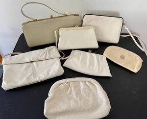 lot 253 image: Lot of White Purses and Clutches