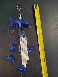 lot 29 image: Dophin Decor - Wind Chimes & Tea Light Holder