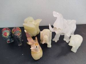lot 24 image: Lot of Stone & Elephant Decor