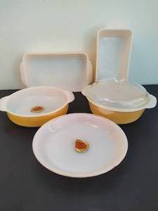 lot 3 image: Vintage Fire King Peach Luster Bakeware Set
