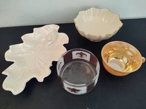 lot 74 image: Candy Dishes & Decor