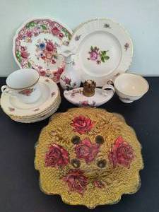 lot 78 image: Assorted Floral China Dishes